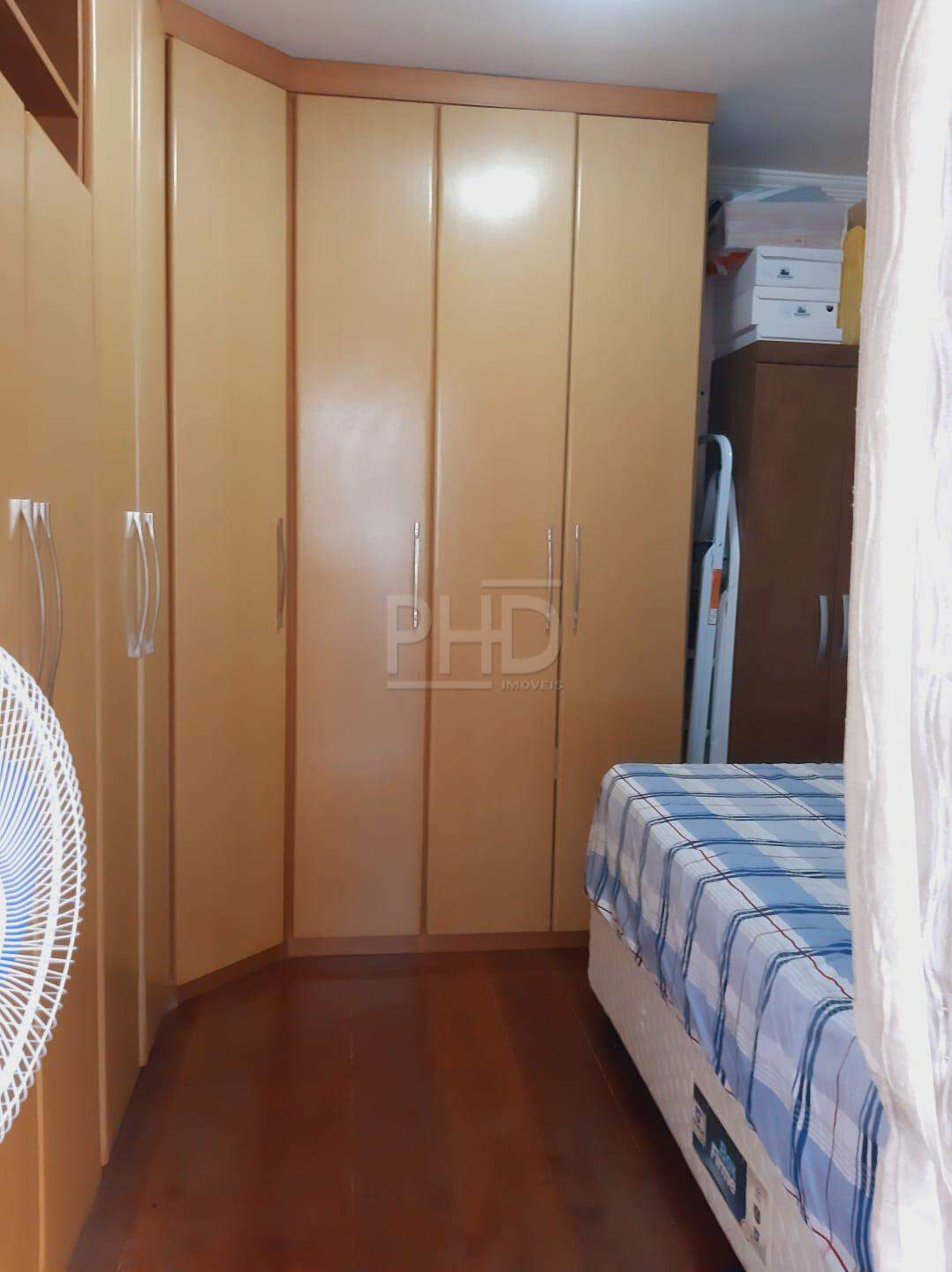 Apartamento à venda com 2 quartos, 70m² - Foto 13