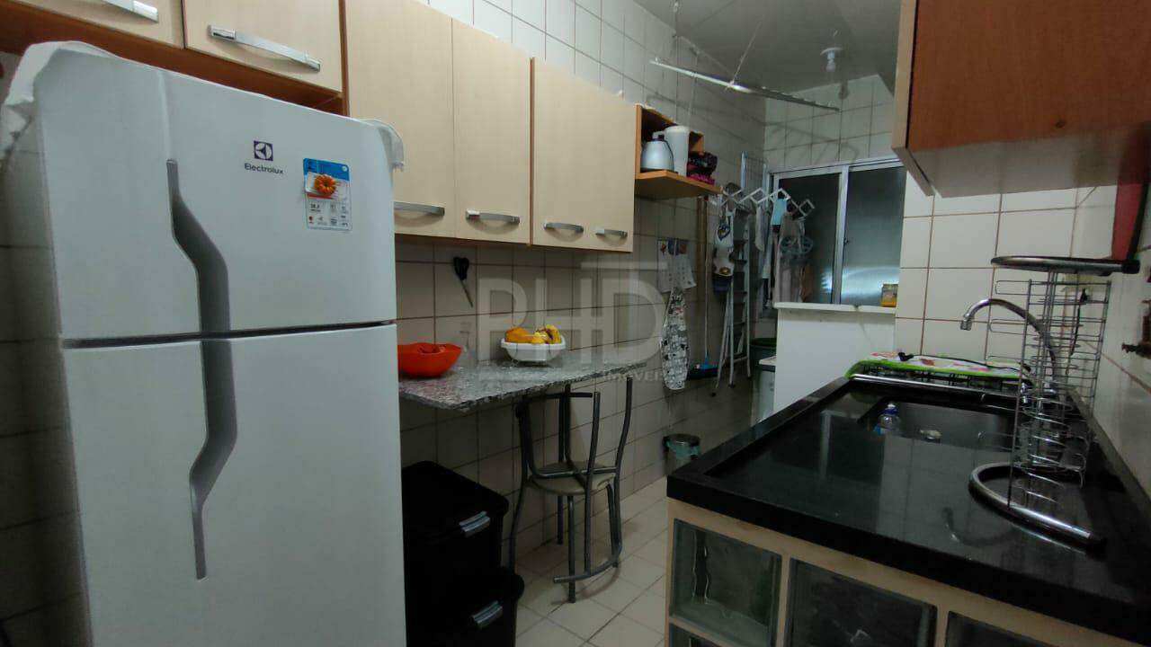 Apartamento à venda com 2 quartos, 49m² - Foto 4