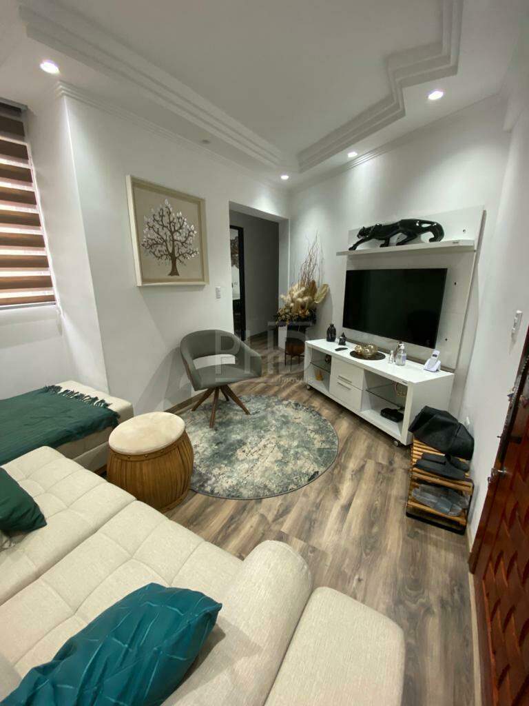 Apartamento à venda com 2 quartos, 72m² - Foto 1