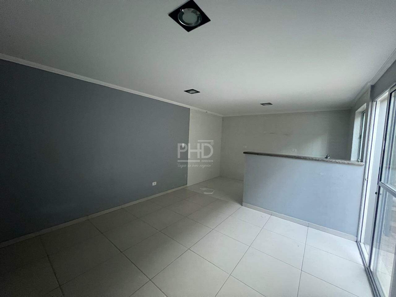 Casa para alugar com 2 quartos, 60m² - Foto 1