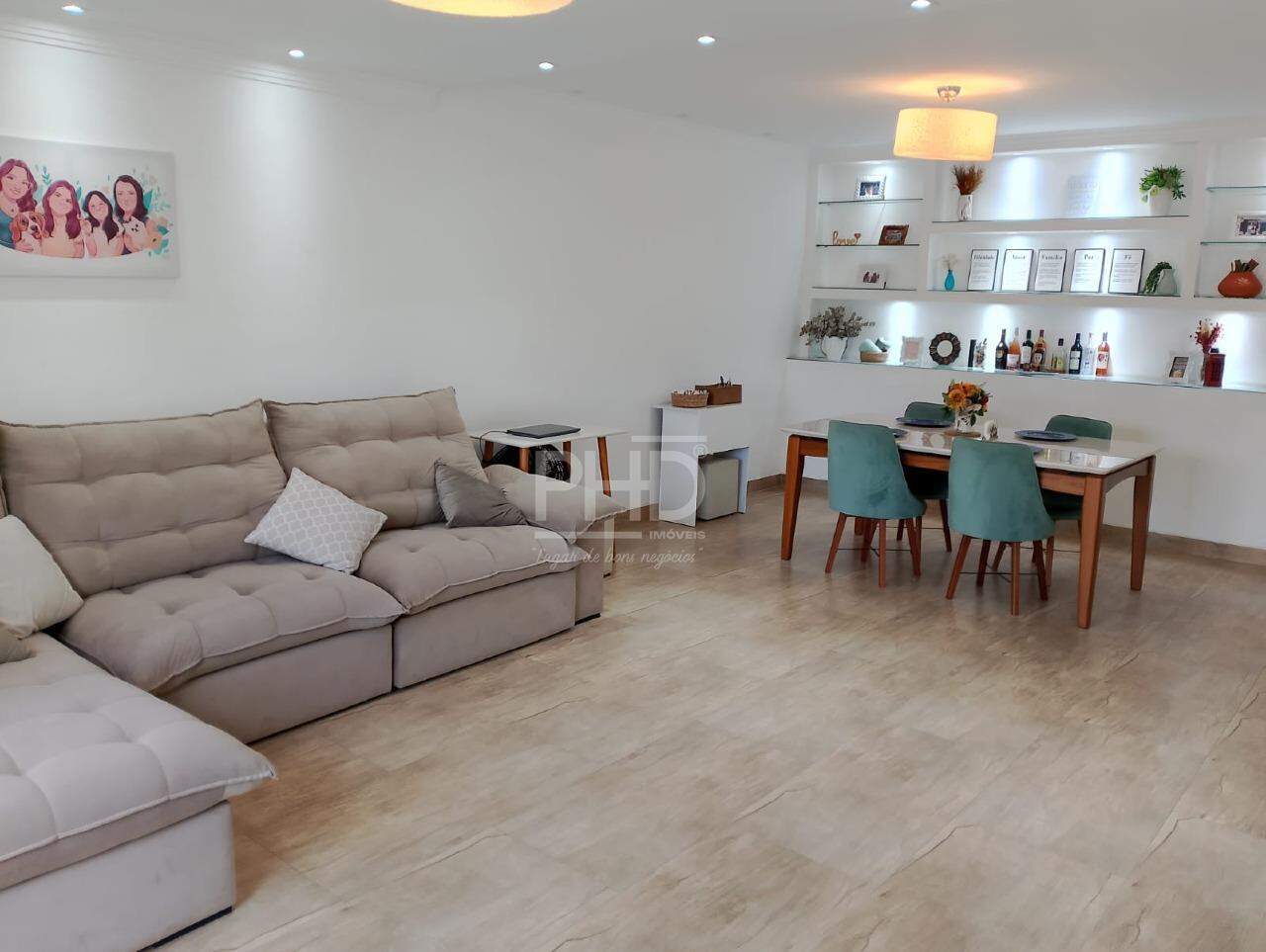Sobrado, 4 quartos, 269 m² - Foto 1