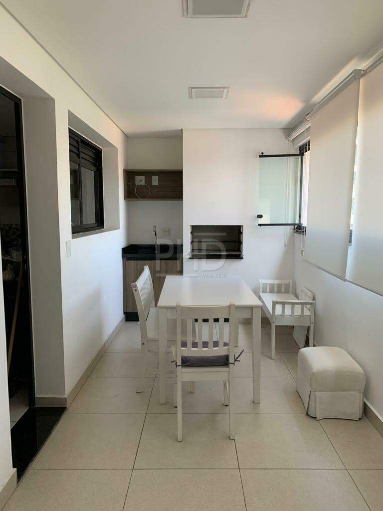 Apartamento à venda com 3 quartos, 200m² - Foto 7