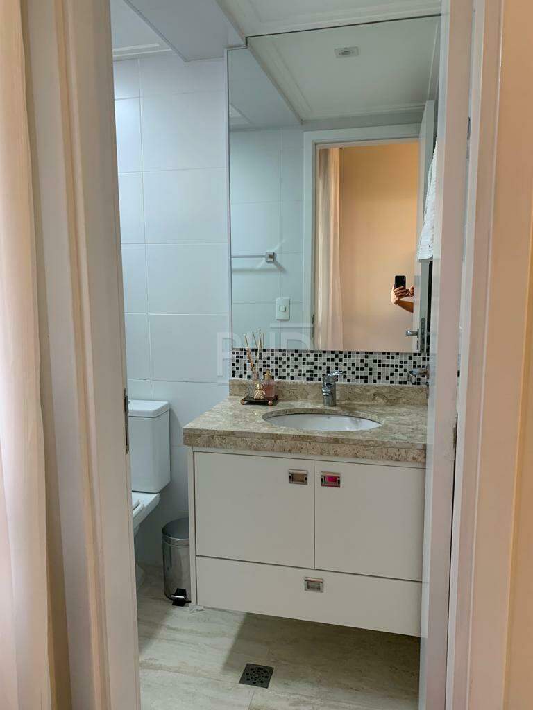 Apartamento à venda com 3 quartos, 200m² - Foto 26