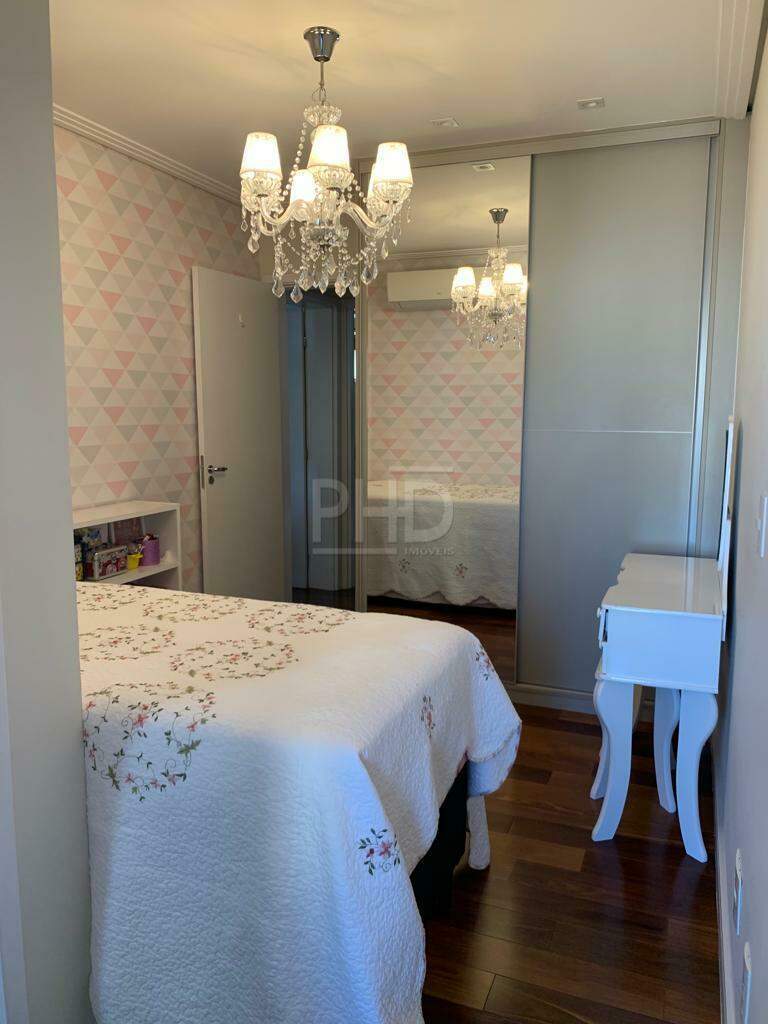 Apartamento à venda com 3 quartos, 200m² - Foto 21