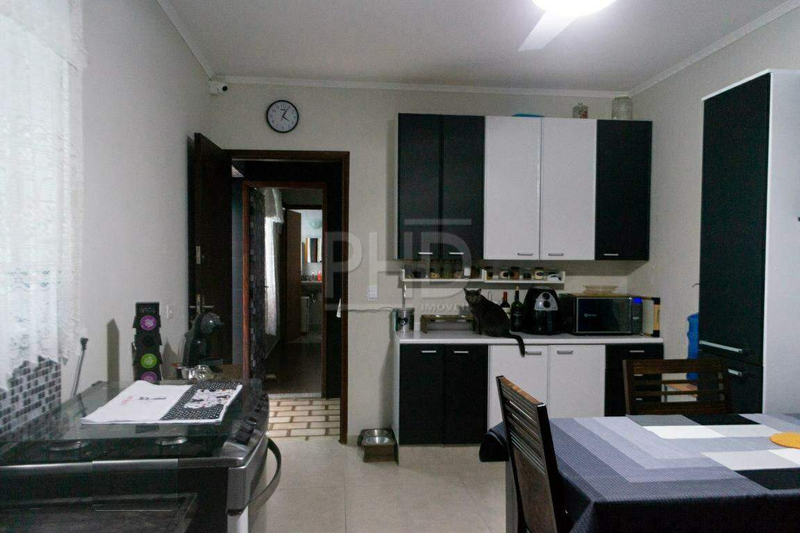 Sobrado à venda com 4 quartos, 155m² - Foto 2