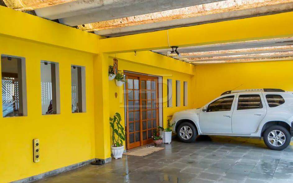 Sobrado à venda com 3 quartos, 200m² - Foto 3