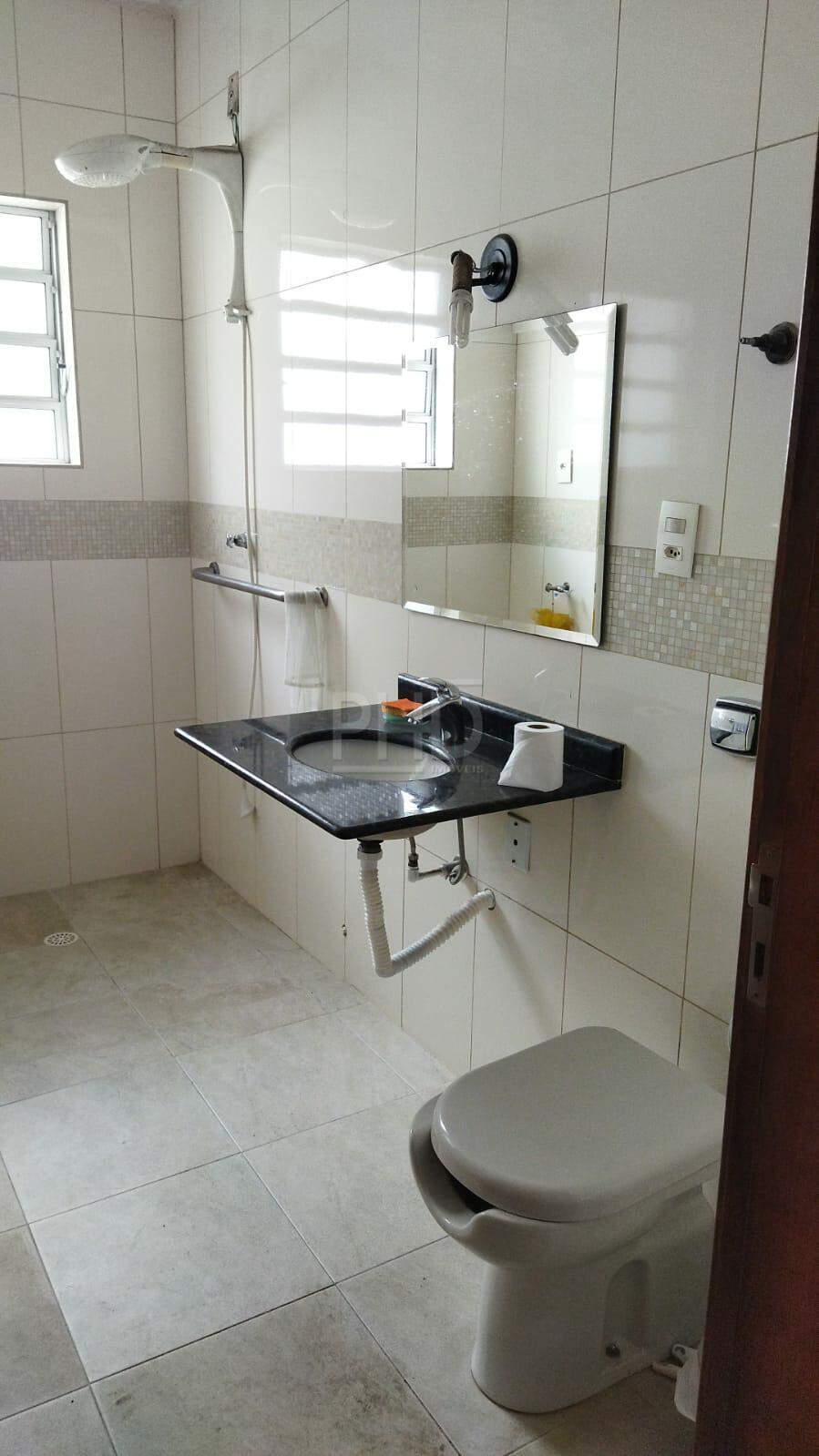 Casa à venda com 2 quartos, 250m² - Foto 18