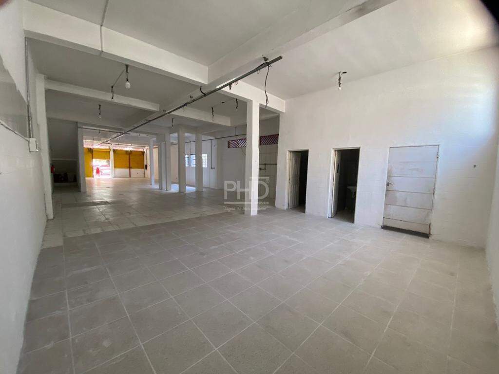 Loja-Salão para alugar, 300m² - Foto 1