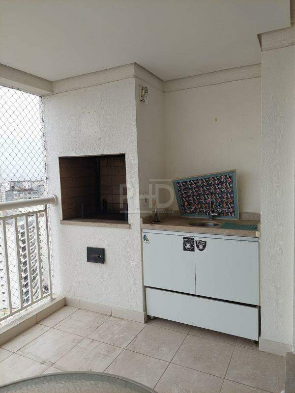 Apartamento à venda com 3 quartos, 123m² - Foto 2