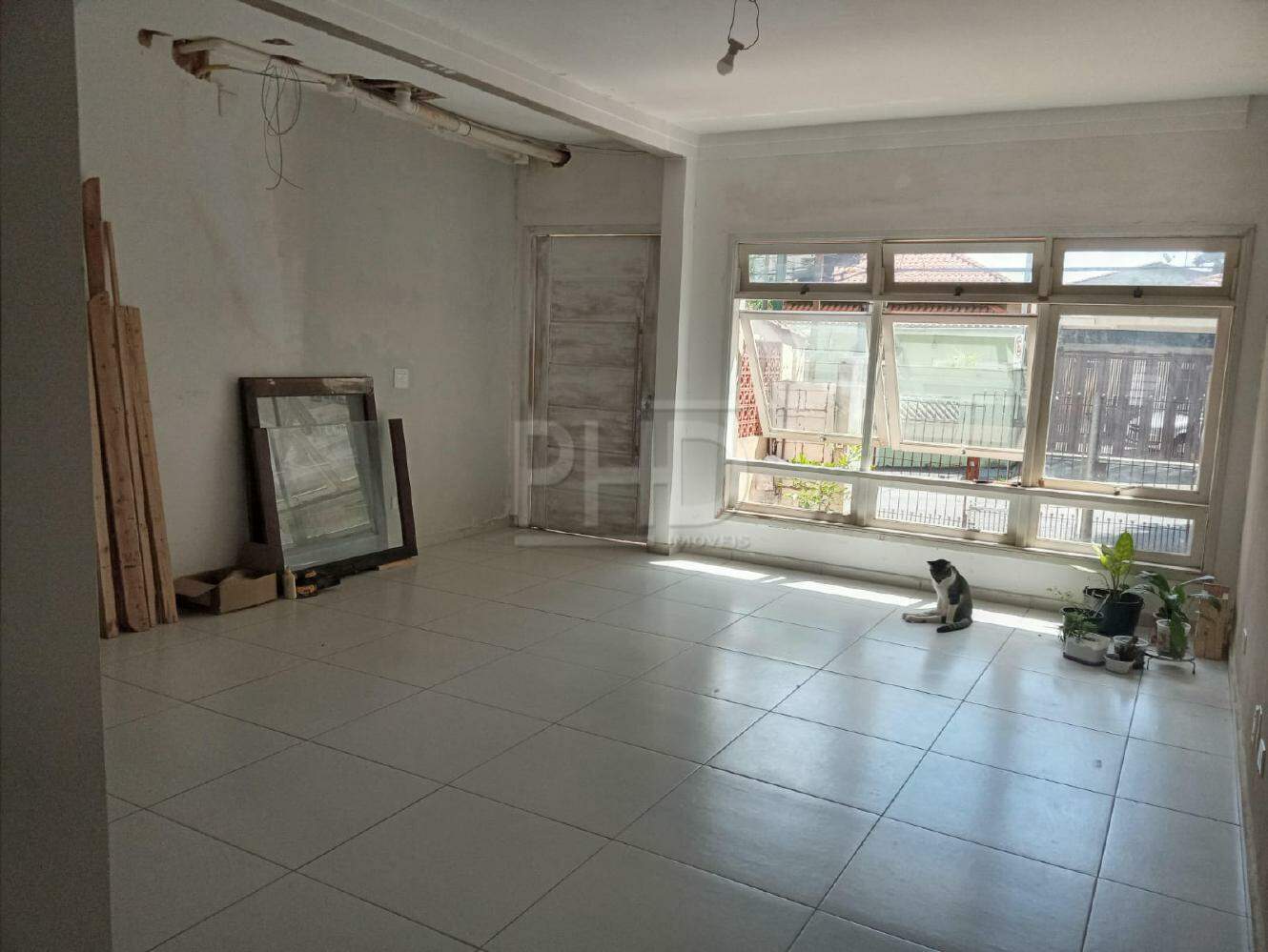 Sobrado à venda com 3 quartos, 180m² - Foto 2