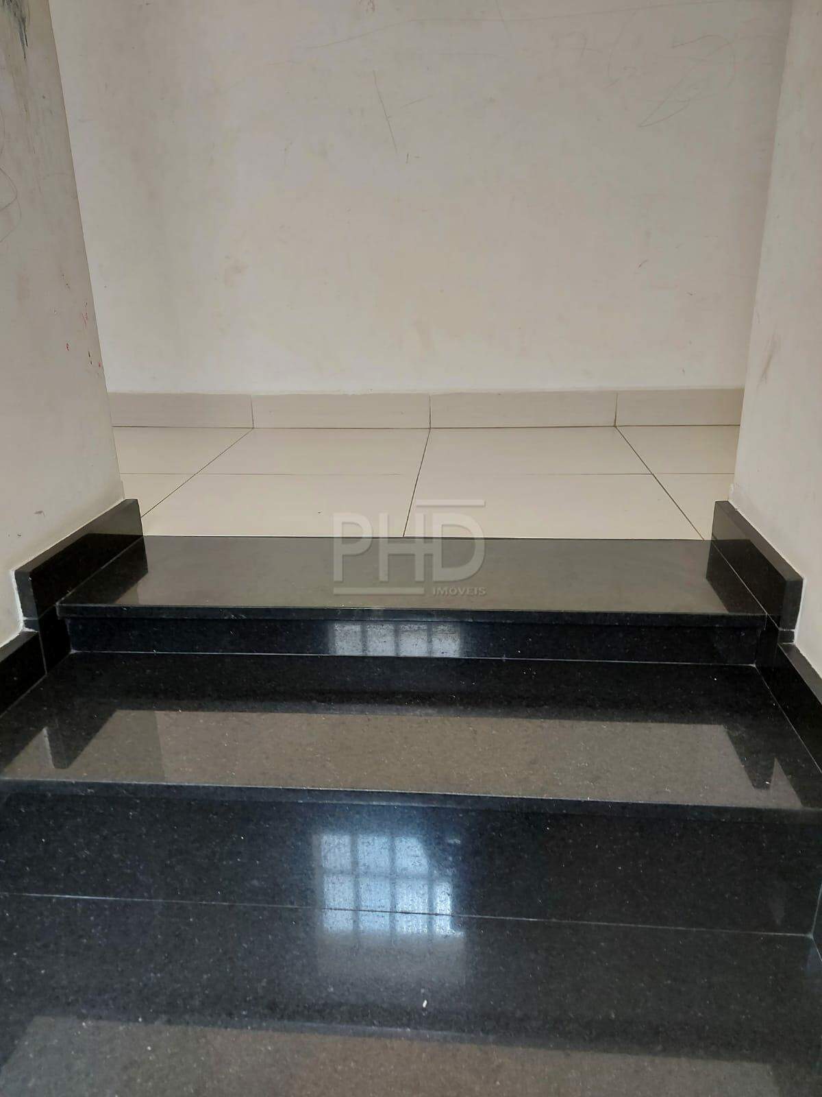 Sobrado à venda com 3 quartos, 200m² - Foto 18