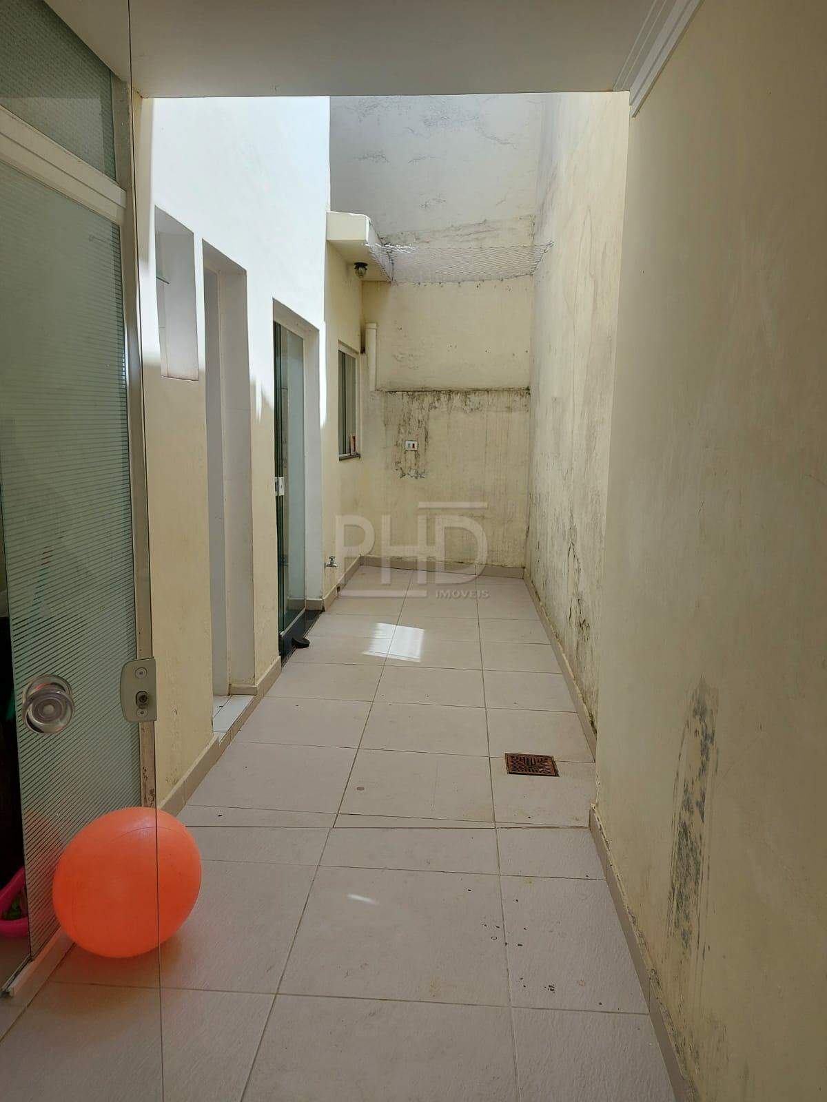 Sobrado à venda com 3 quartos, 200m² - Foto 29