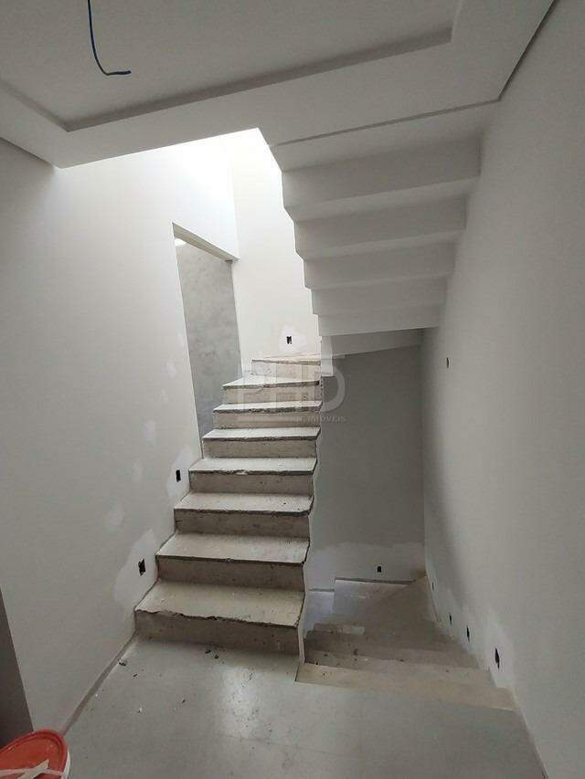 Sobrado à venda com 3 quartos, 230m² - Foto 9