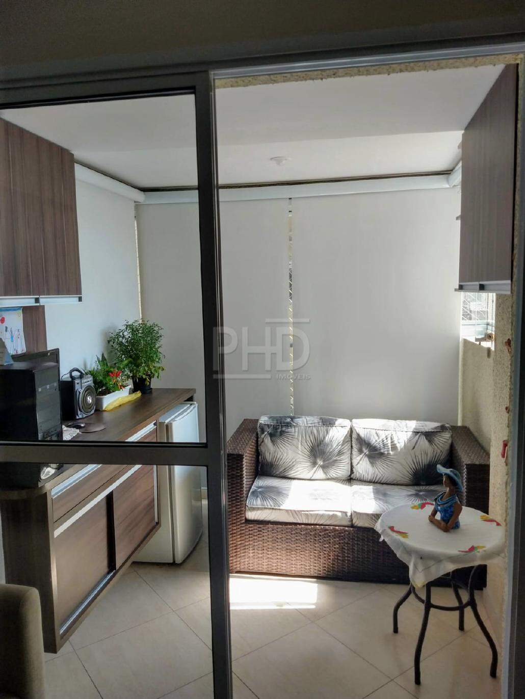 Apartamento à venda com 2 quartos, 62m² - Foto 2