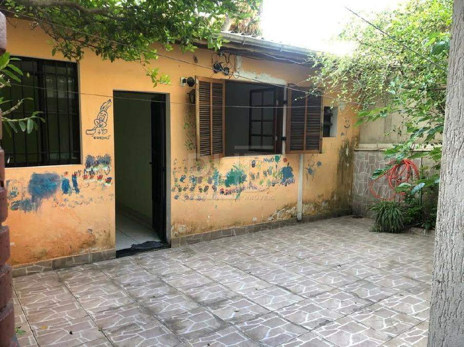 Casa à venda com 3 quartos, 325m² - Foto 20