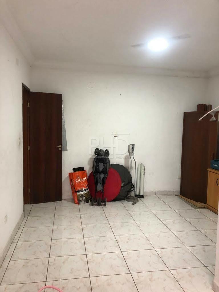 Casa à venda com 3 quartos, 325m² - Foto 22