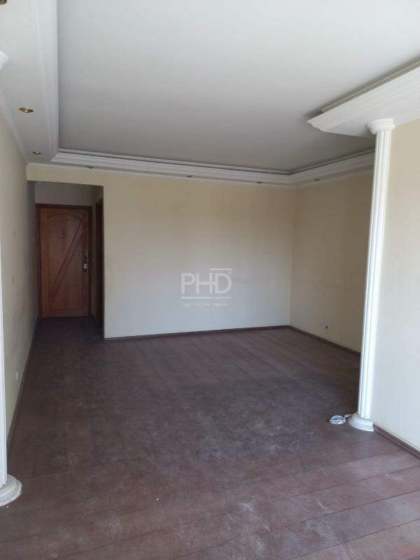 Apartamento à venda com 2 quartos, 80m² - Foto 3