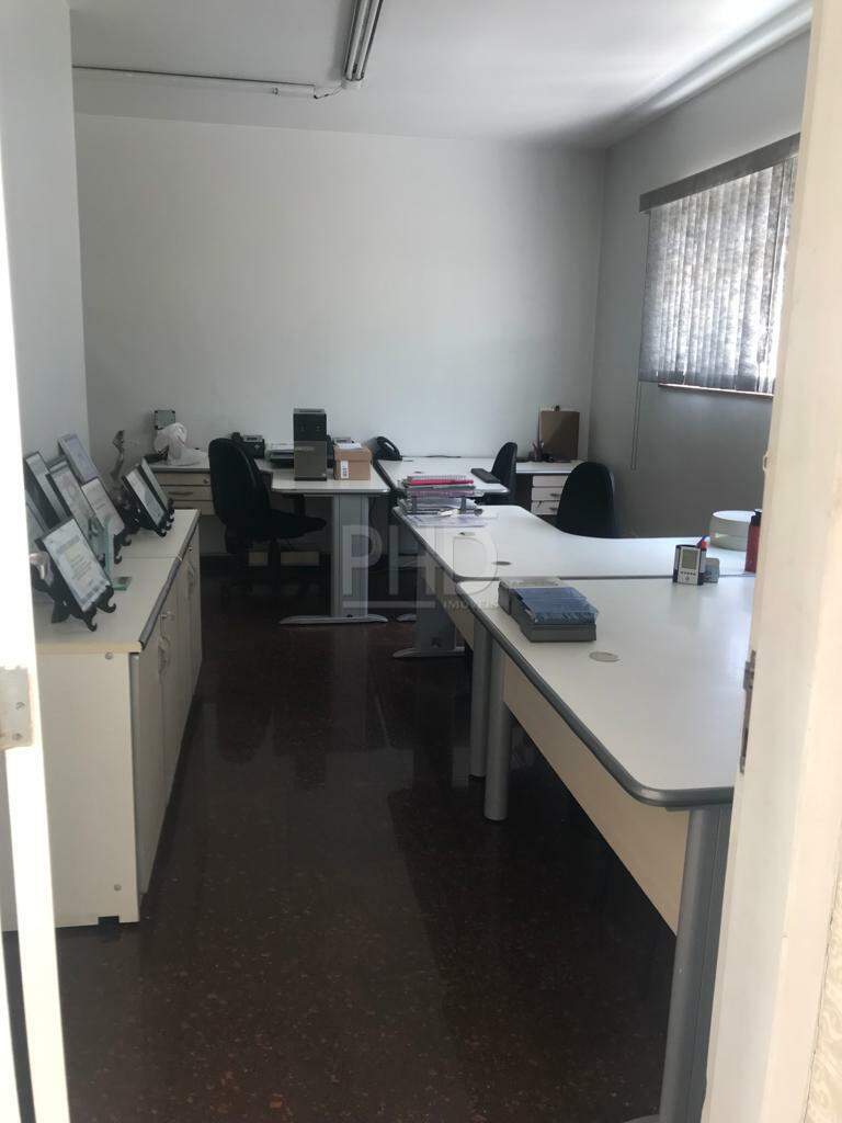 Sobrado para alugar com 1 quarto, 600m² - Foto 14