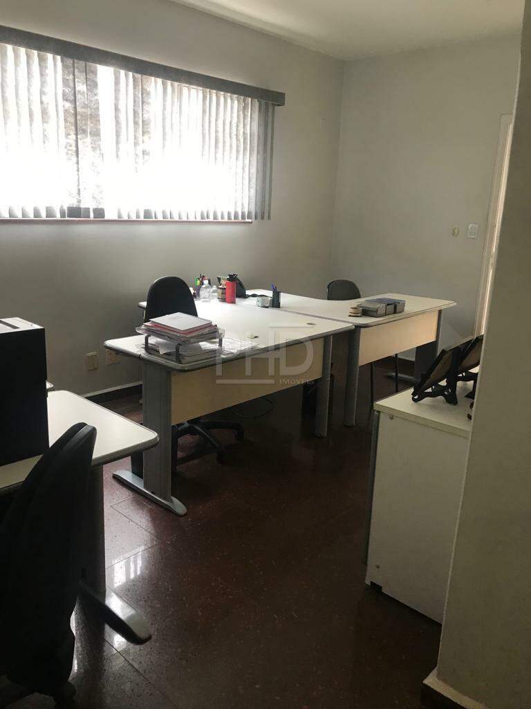 Sobrado para alugar com 1 quarto, 600m² - Foto 17