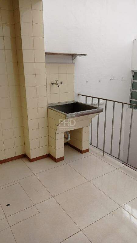 Sobrado para alugar com 3 quartos, 199m² - Foto 25