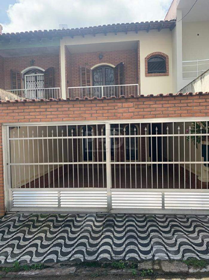 Sobrado à venda com 4 quartos, 164m² - Foto 2