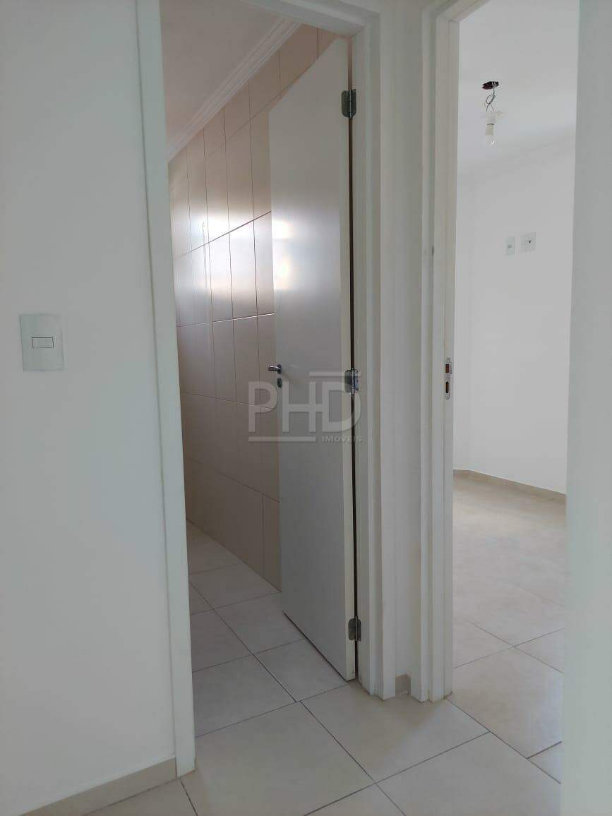 Apartamento para alugar com 2 quartos, 46m² - Foto 11