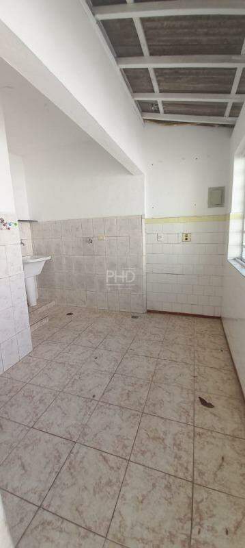 Sobrado à venda com 3 quartos, 232m² - Foto 35