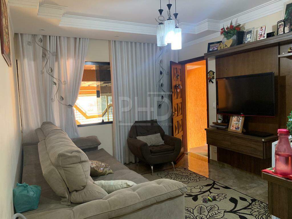 Sobrado à venda com 2 quartos, 132m² - Foto 2