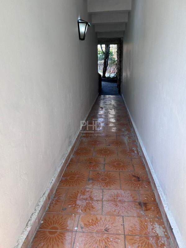 Sobrado para alugar com 4 quartos, 608m² - Foto 20