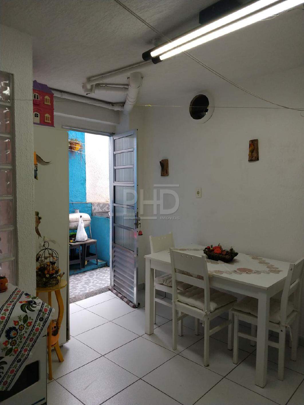 Sobrado à venda com 3 quartos, 230m² - Foto 19