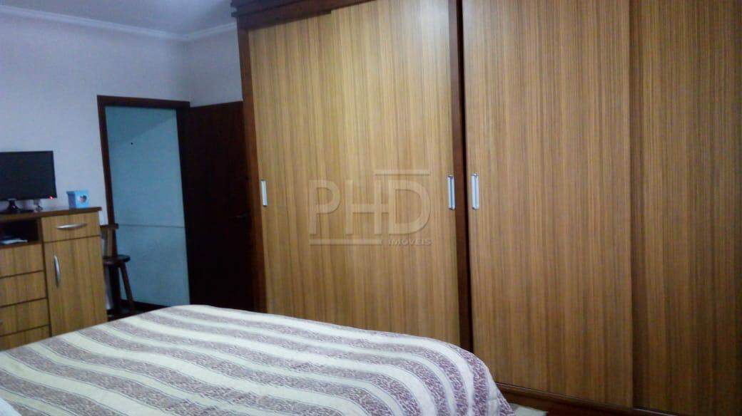 Sobrado à venda com 3 quartos, 204m² - Foto 14