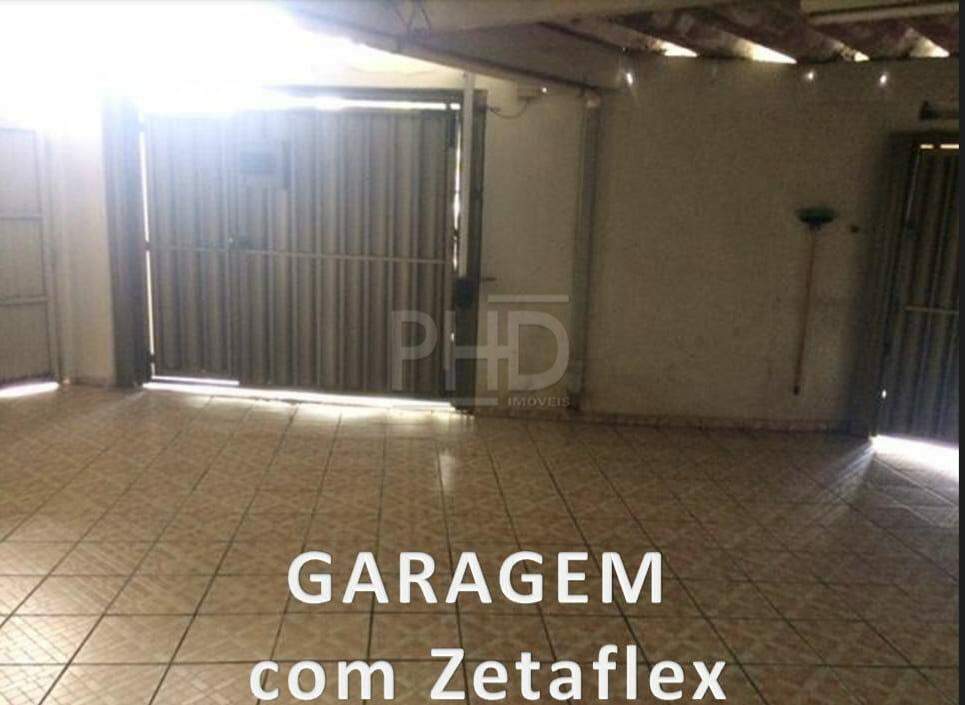 Casa à venda com 4 quartos, 151m² - Foto 2