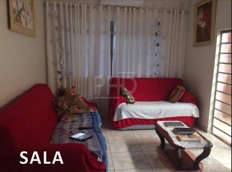 Casa à venda com 4 quartos, 151m² - Foto 3