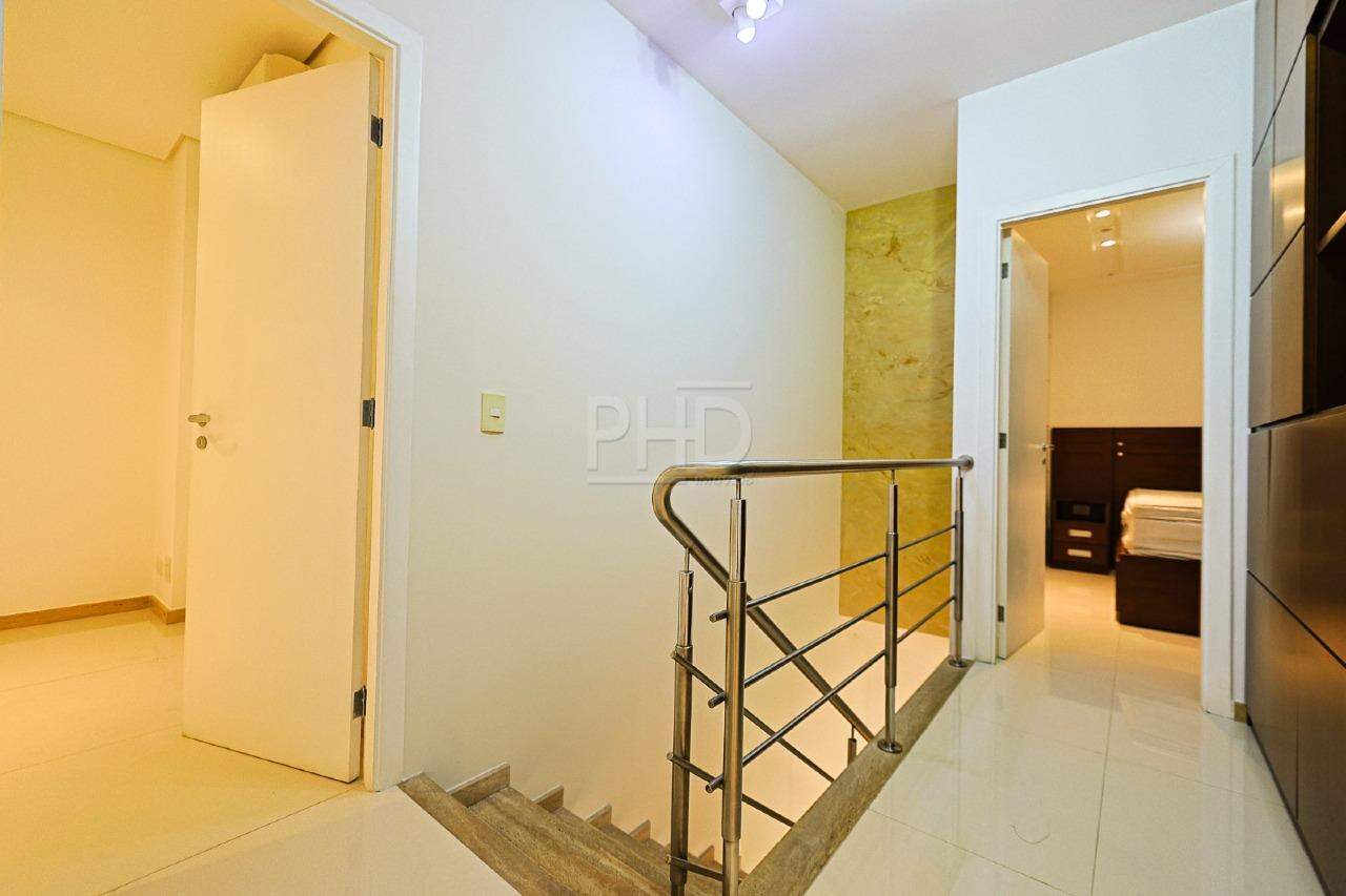 Cobertura à venda com 3 quartos, 220m² - Foto 24