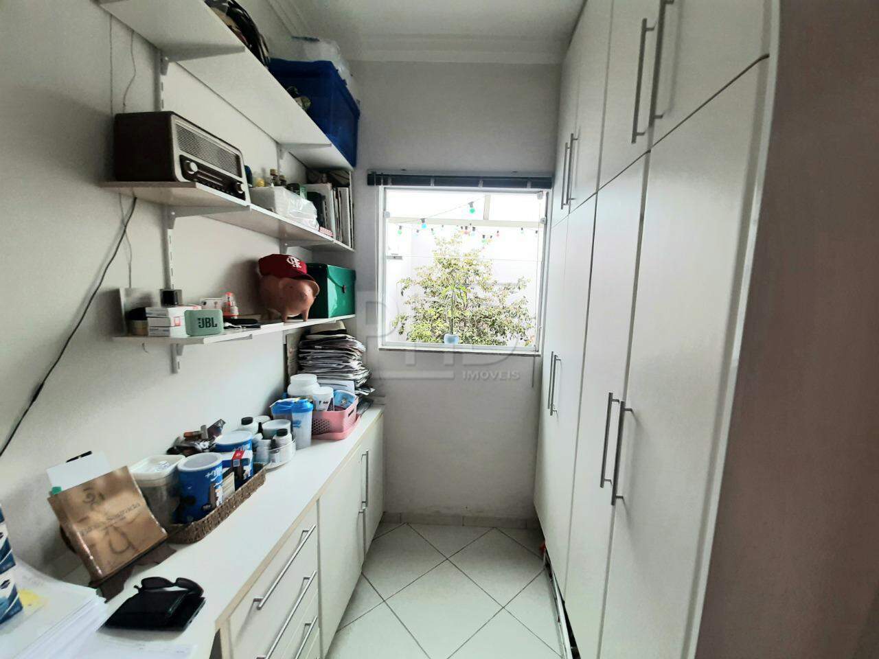 Sobrado à venda com 3 quartos, 249m² - Foto 24