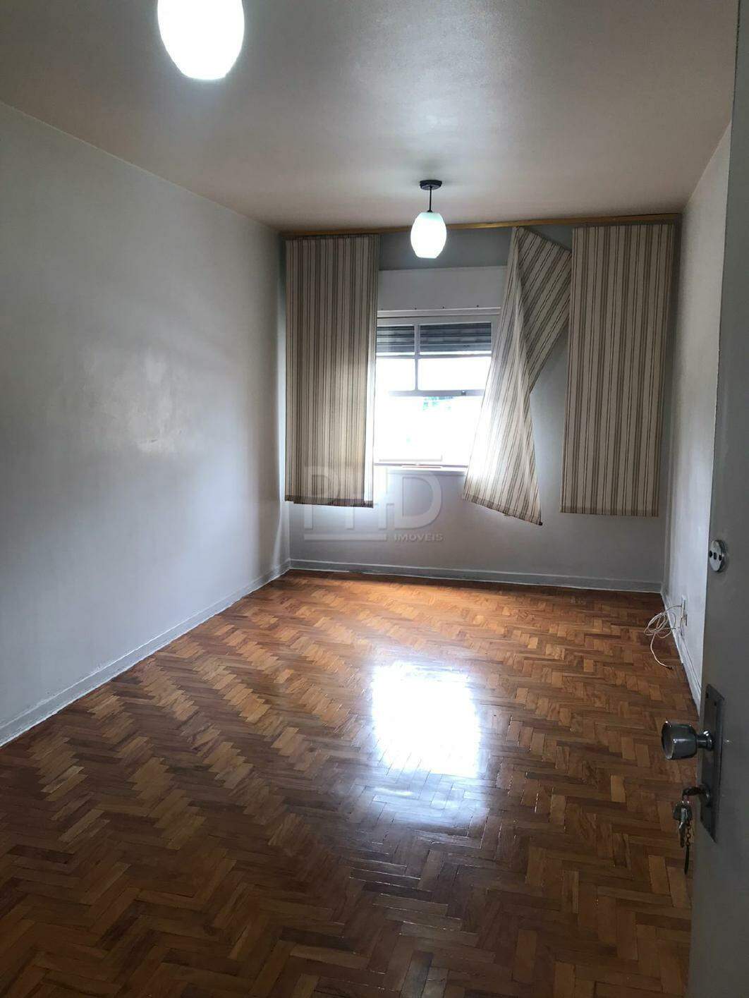 Apartamento à venda com 1 quarto, 53m² - Foto 1