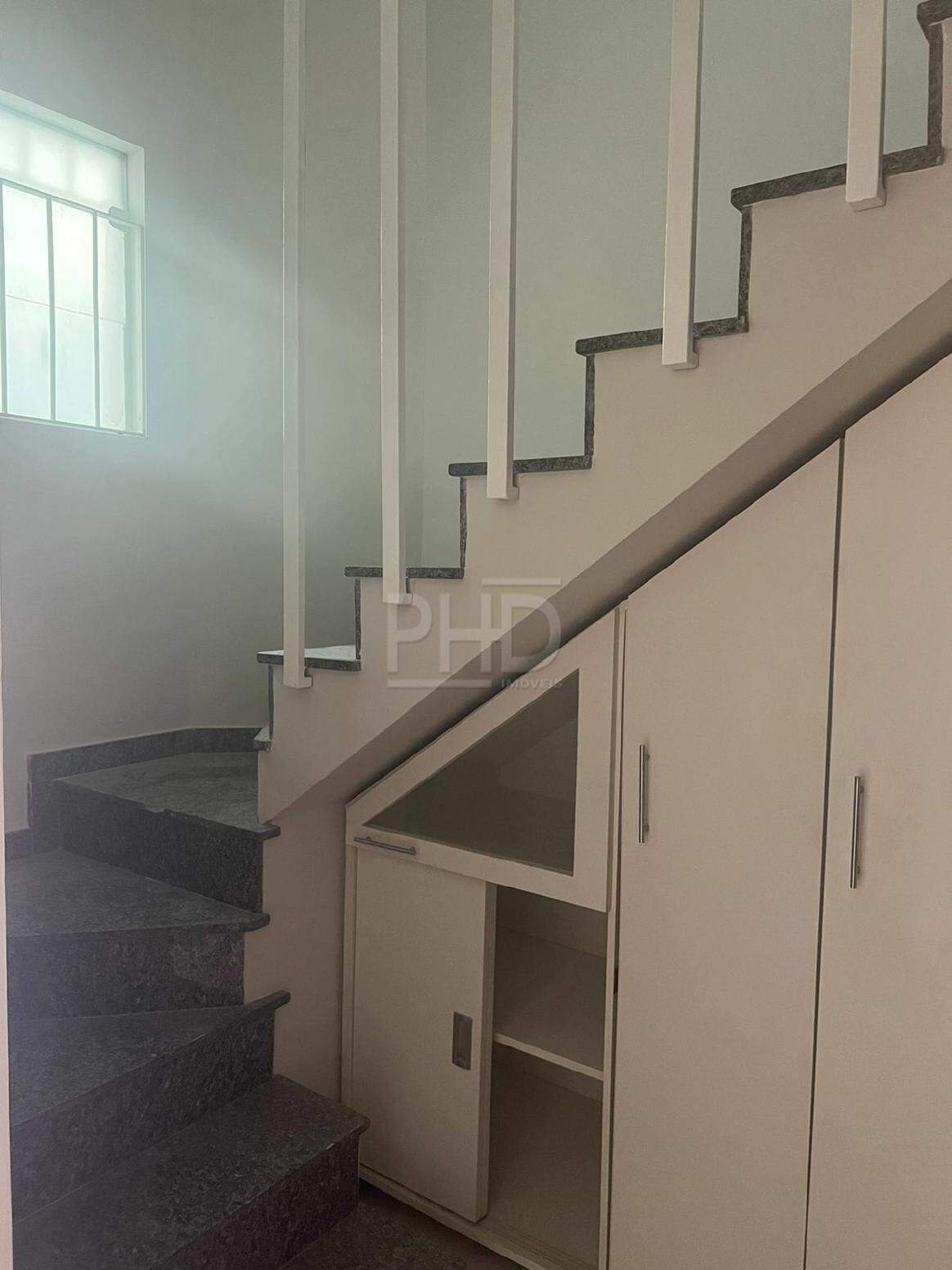 Sobrado à venda com 4 quartos, 106m² - Foto 6