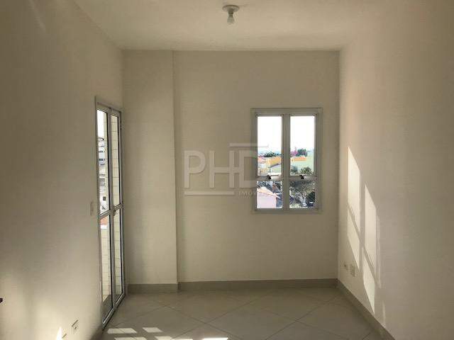 Apartamento para alugar com 2 quartos, 70m² - Foto 12