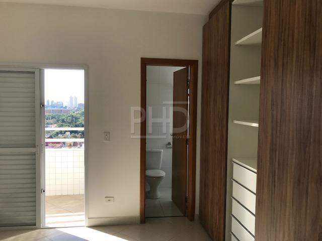 Apartamento para alugar com 2 quartos, 70m² - Foto 14