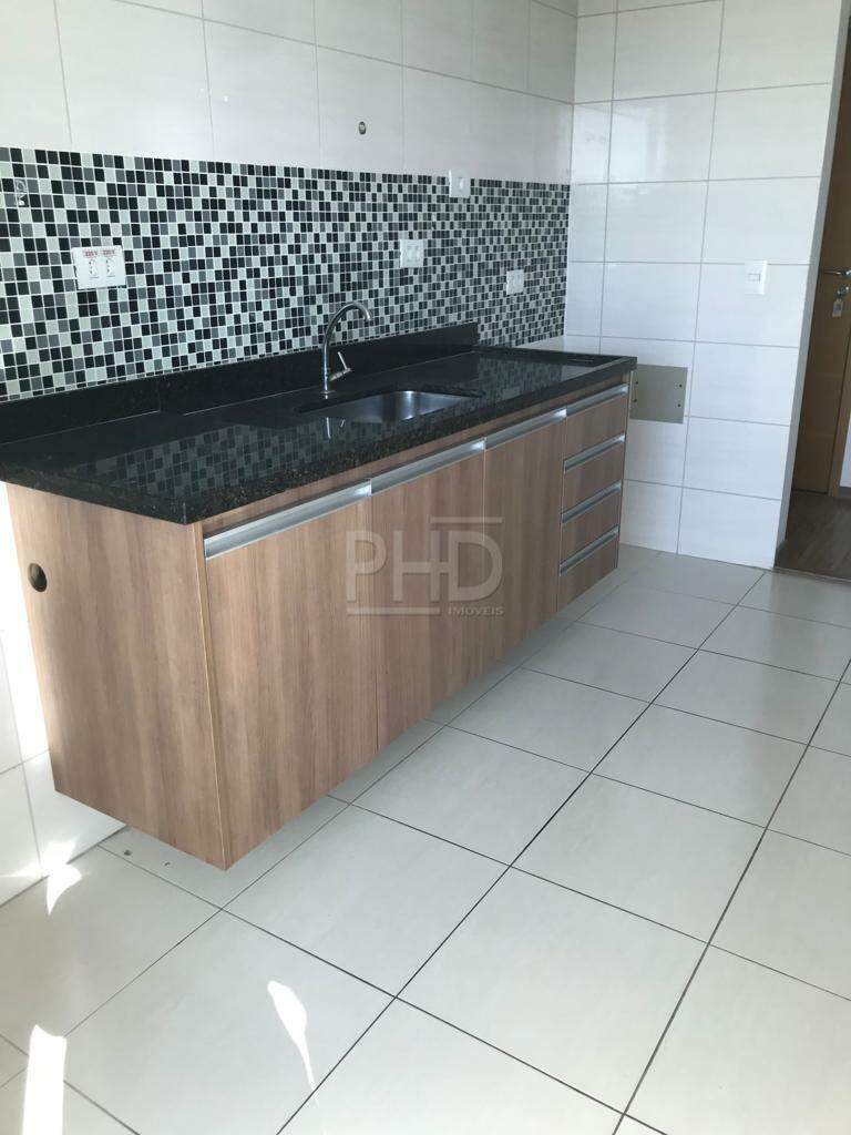 Apartamento à venda com 2 quartos, 63m² - Foto 13