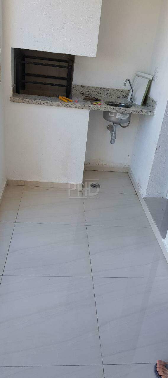 Apartamento à venda com 2 quartos, 63m² - Foto 2