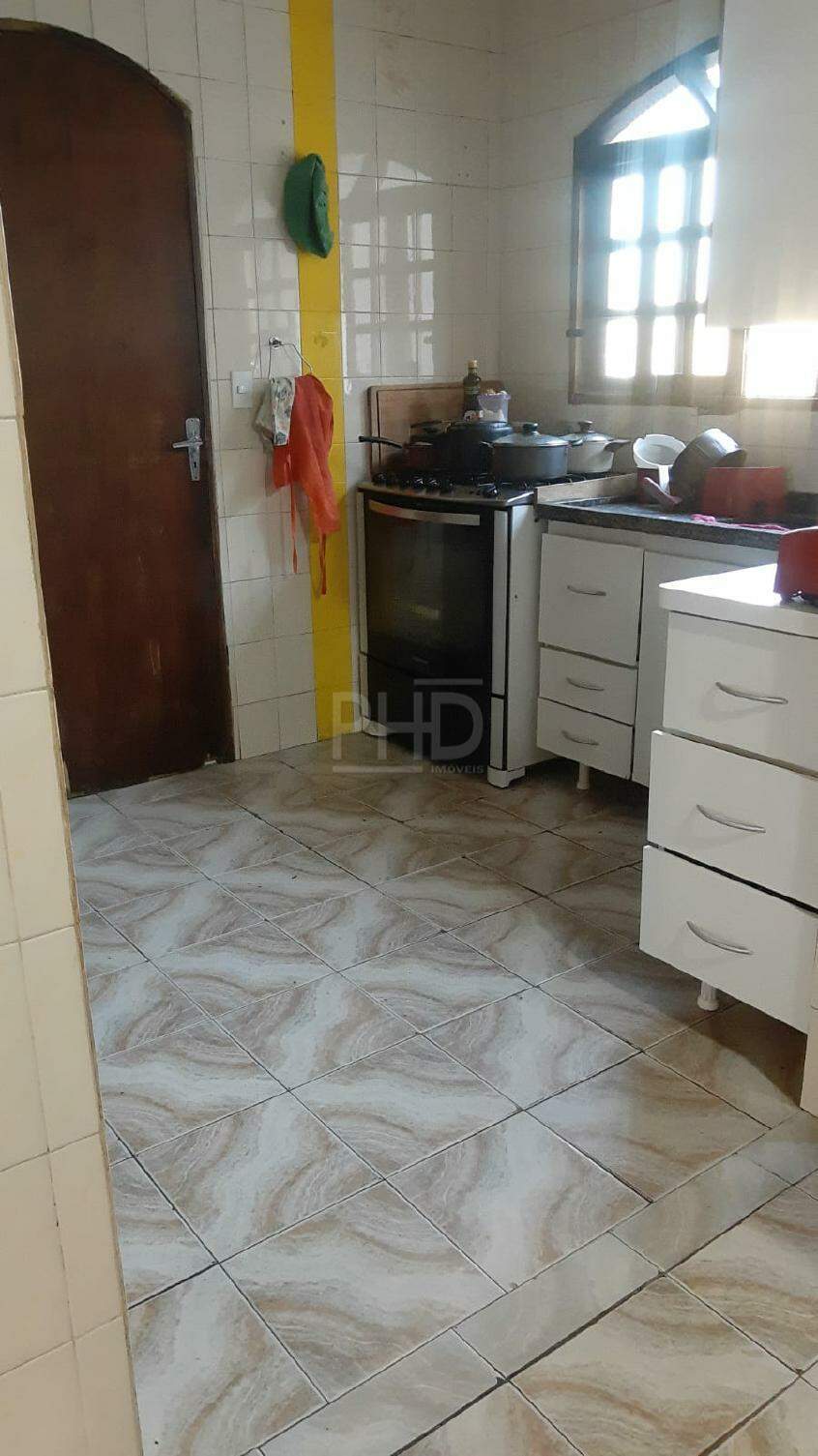 Sobrado à venda com 3 quartos, 450m² - Foto 8