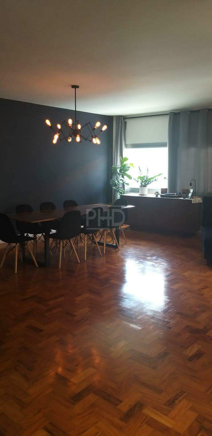 Apartamento à venda com 3 quartos, 200m² - Foto 3