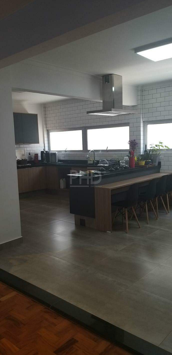 Apartamento à venda com 3 quartos, 200m² - Foto 7