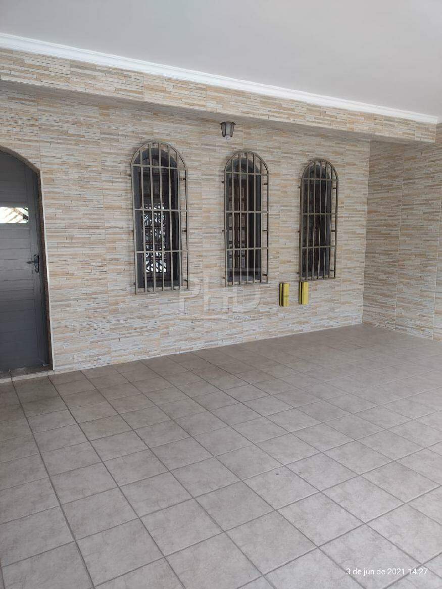 Sobrado à venda com 3 quartos, 200m² - Foto 3