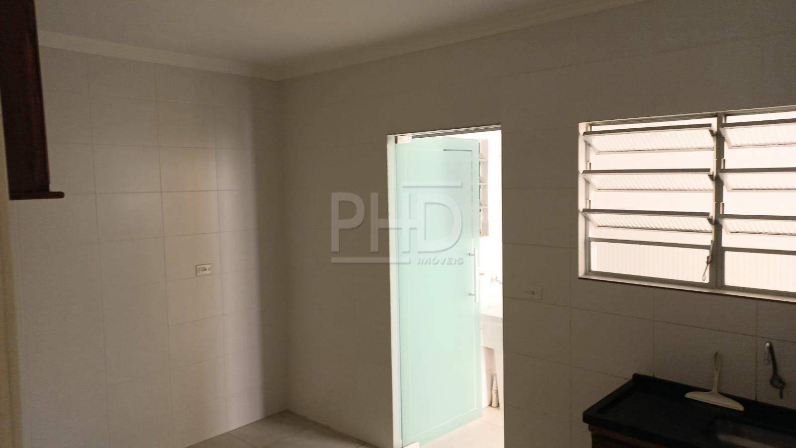 Apartamento para alugar com 2 quartos, 76m² - Foto 2
