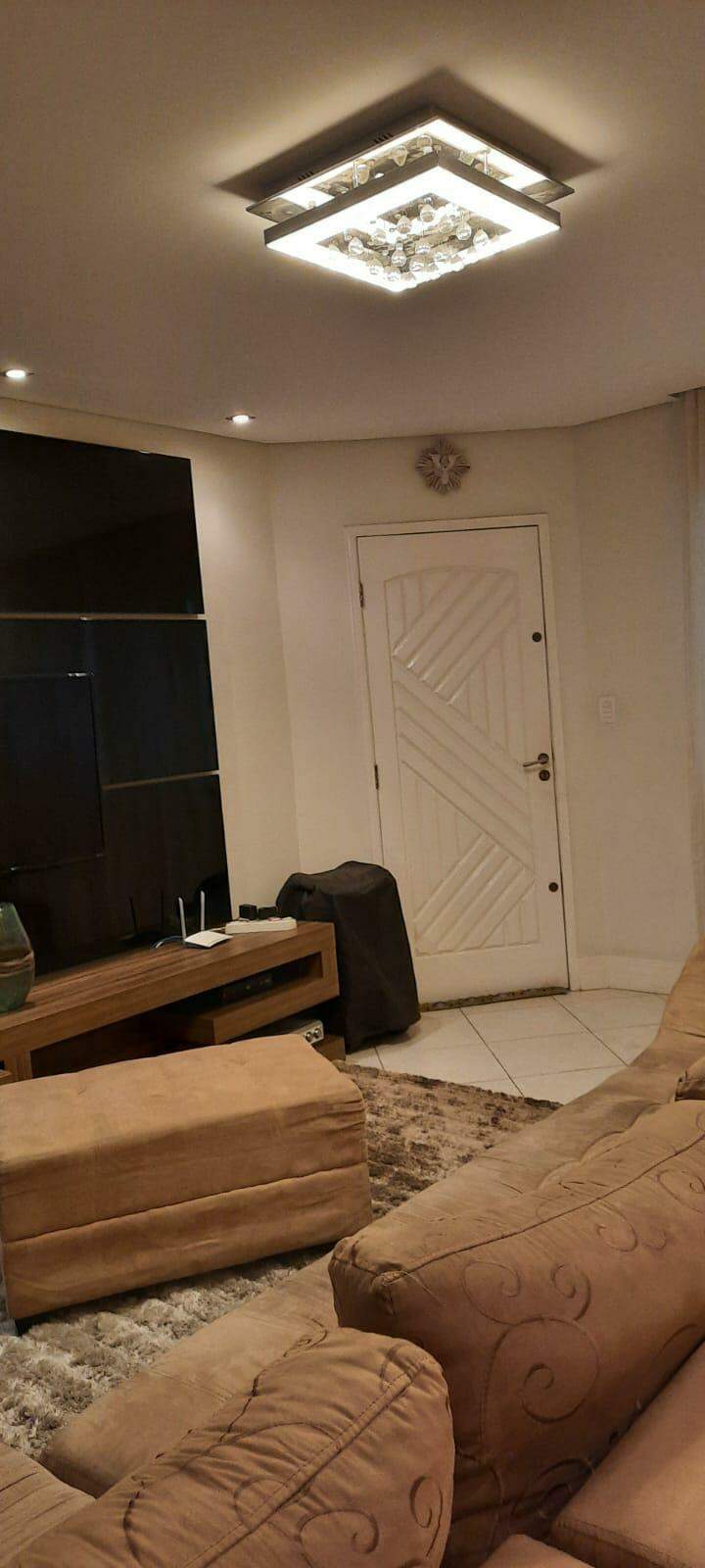 Sobrado à venda com 4 quartos, 188m² - Foto 1