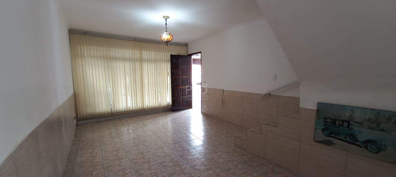 Sobrado para alugar com 3 quartos, 130m² - Foto 2