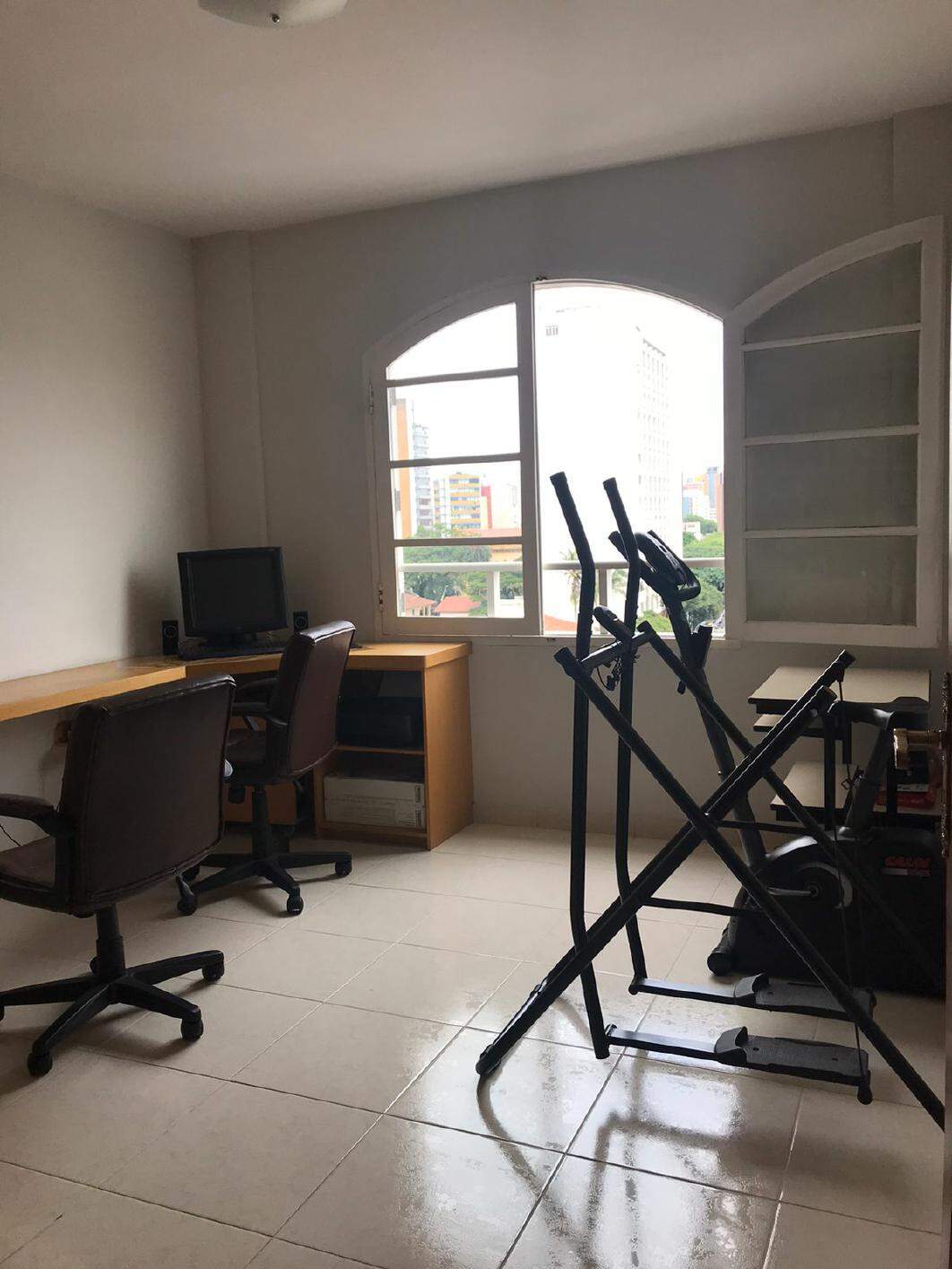 Apartamento à venda com 4 quartos, 250m² - Foto 27