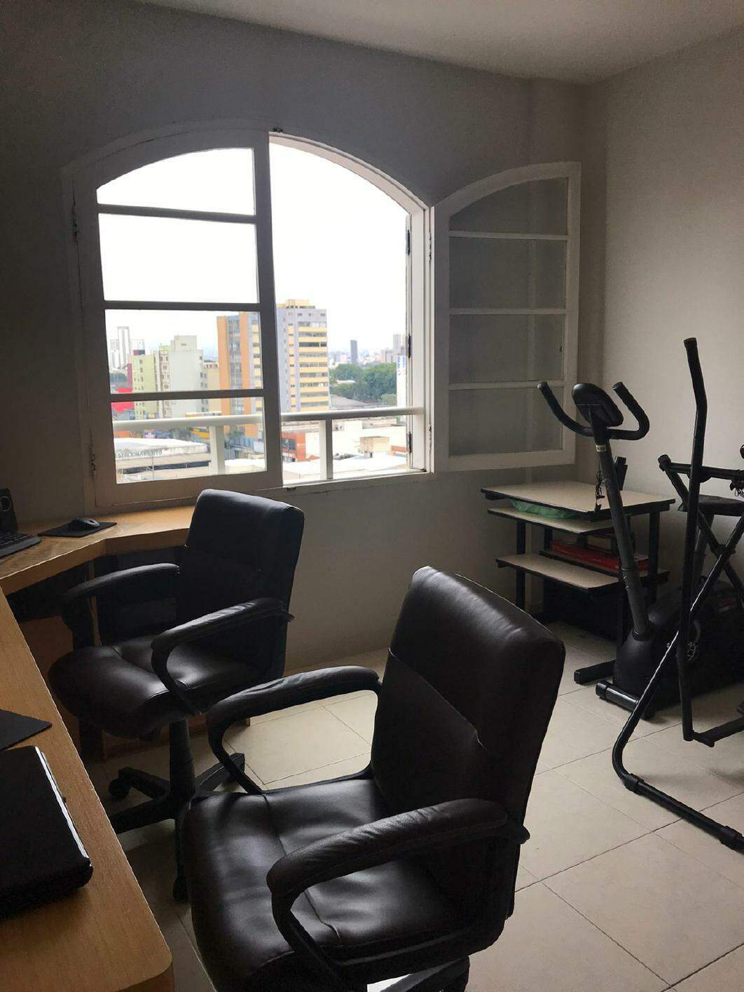 Apartamento à venda com 4 quartos, 250m² - Foto 28